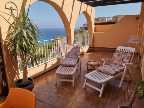 Beautiful Penthouse with see view